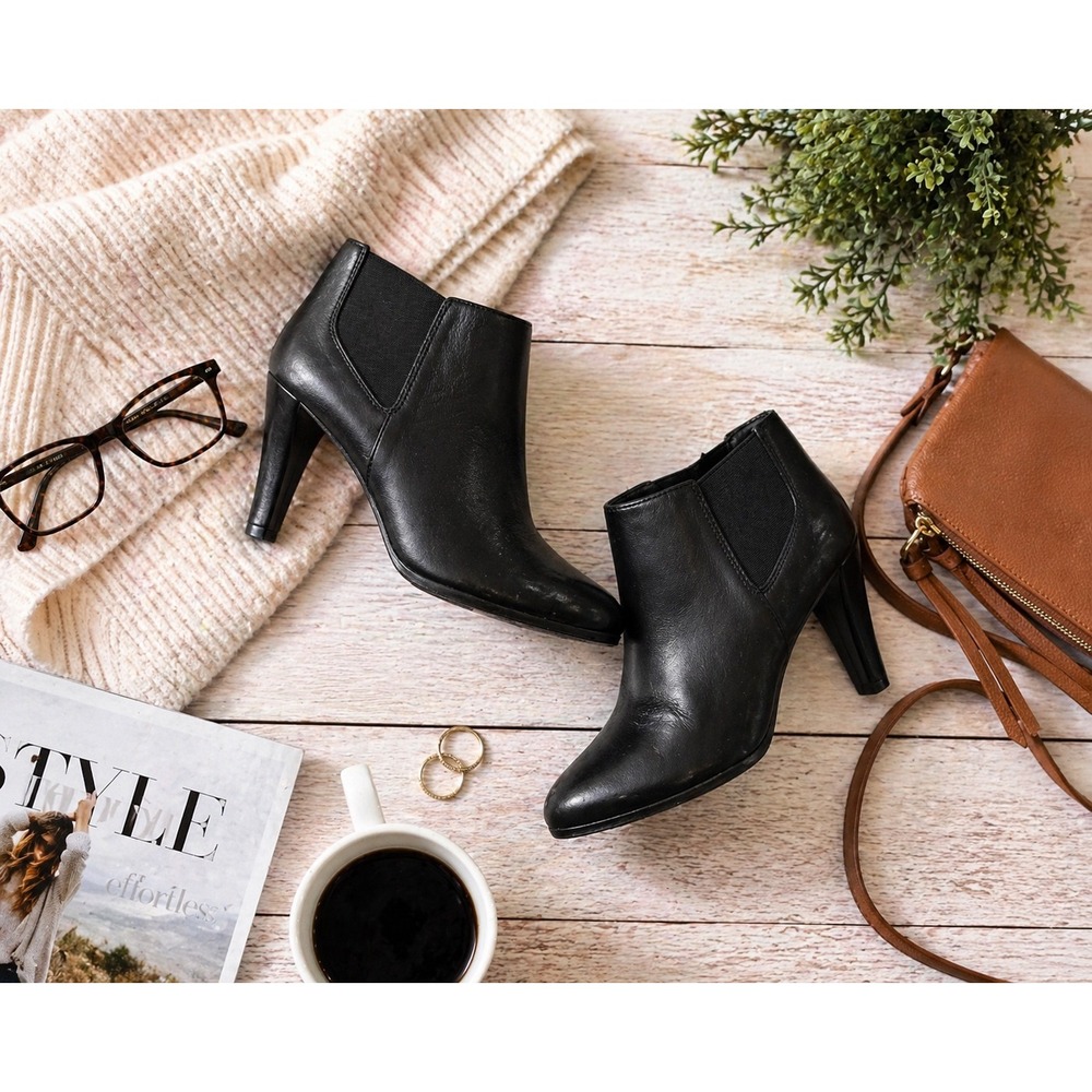 Franco Sarto Suri Black Leather Ankle Booties Pointed Toe Stiletto Heels 7.5M